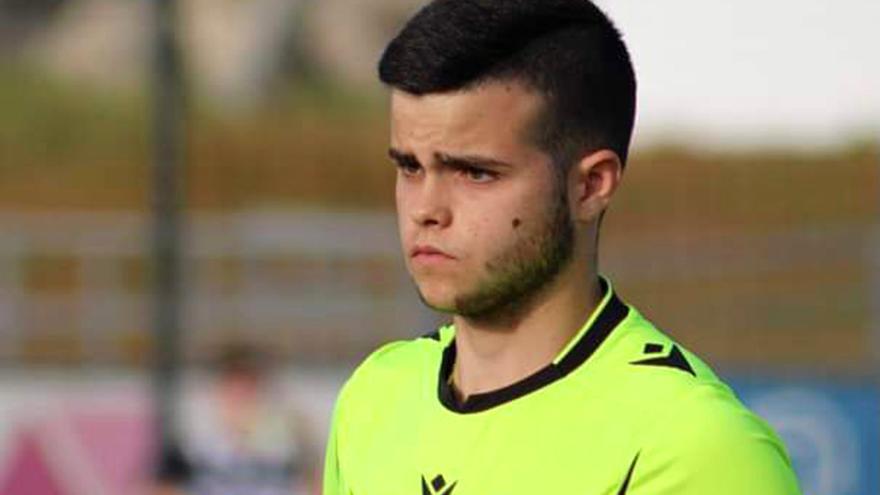 Carlos Roldán, en un partido de fútbol.