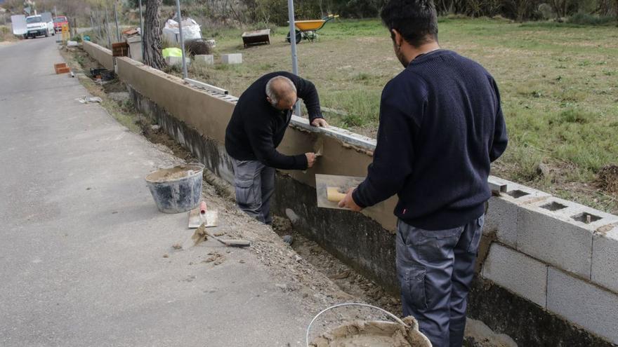 El Consell empieza a reparar en Muro los caminos dañados por la borrasca Gloria hace dos años