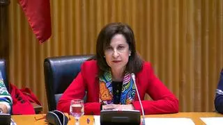 Margarita Robles se parapeta en los tribunales y choca con Podemos