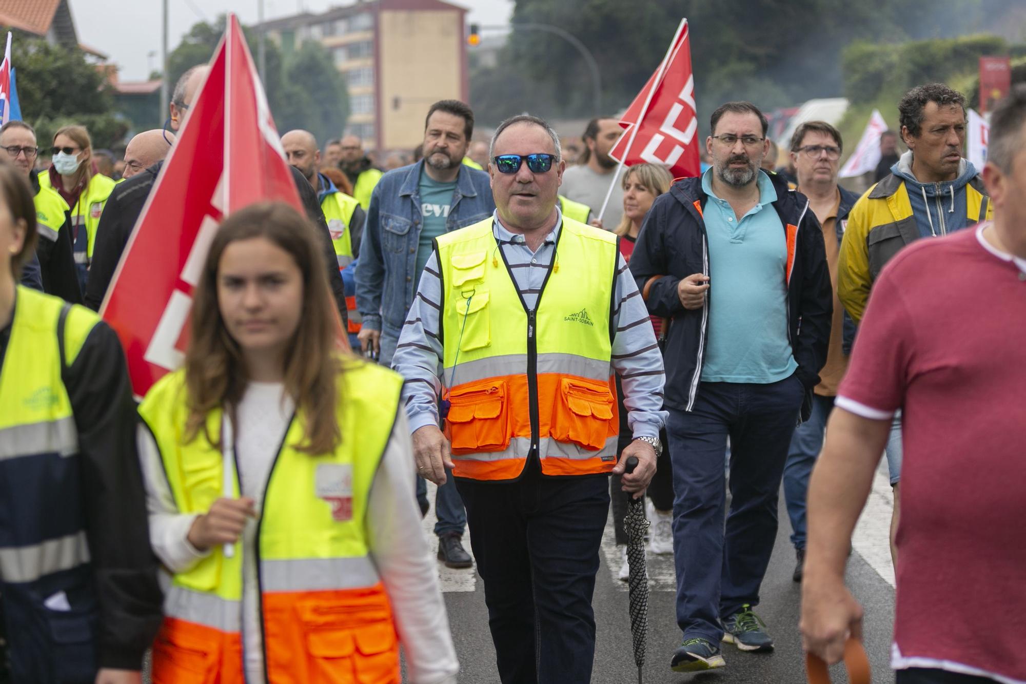 EN IMÁGENES: así transcurrió la marcha de los trabajadores de Saint-Gobain