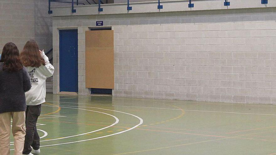 Doce investigados dos años después de la muerte de un alumno en Ourense tras caer un tabique
