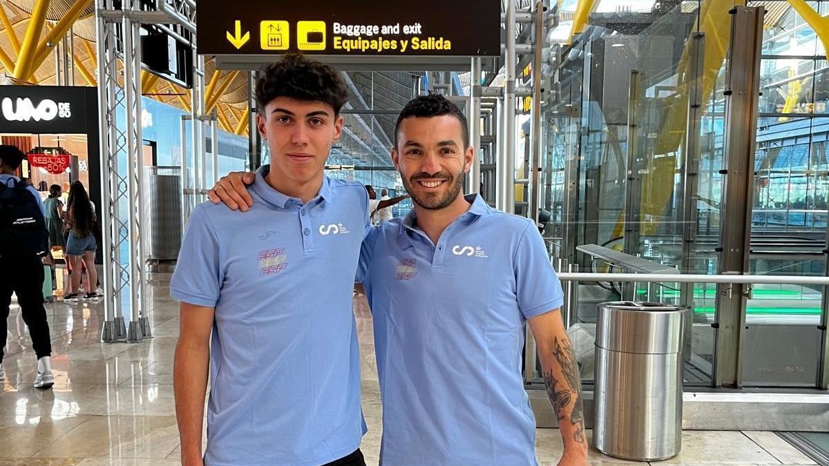 Xoel Franco y Manu Ageitos, en Barajas.