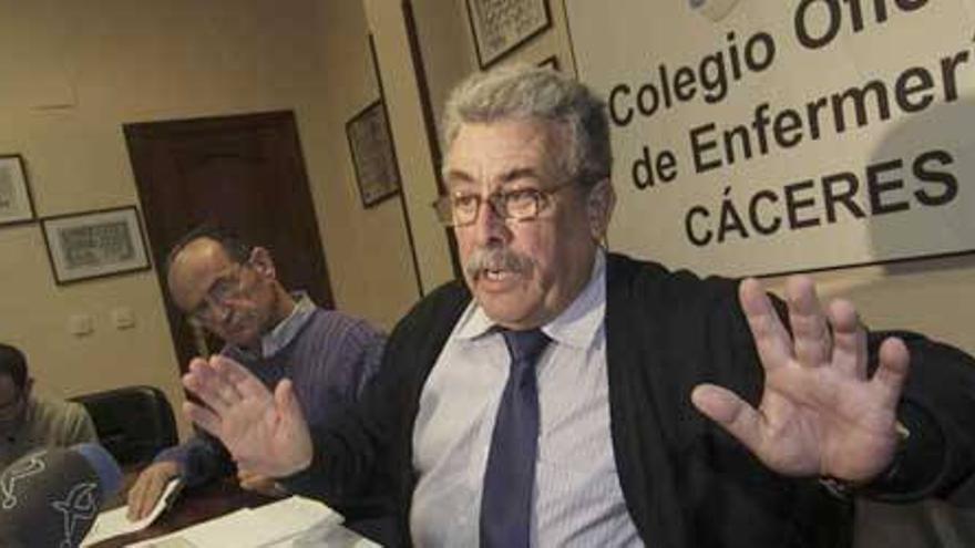 El Colegio de Enfermería de Cáceres denuncia la situación &quot;crítica&quot; del colectivo