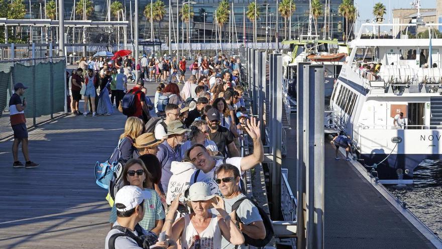 Últimos viajes del verano a las islas Cíes