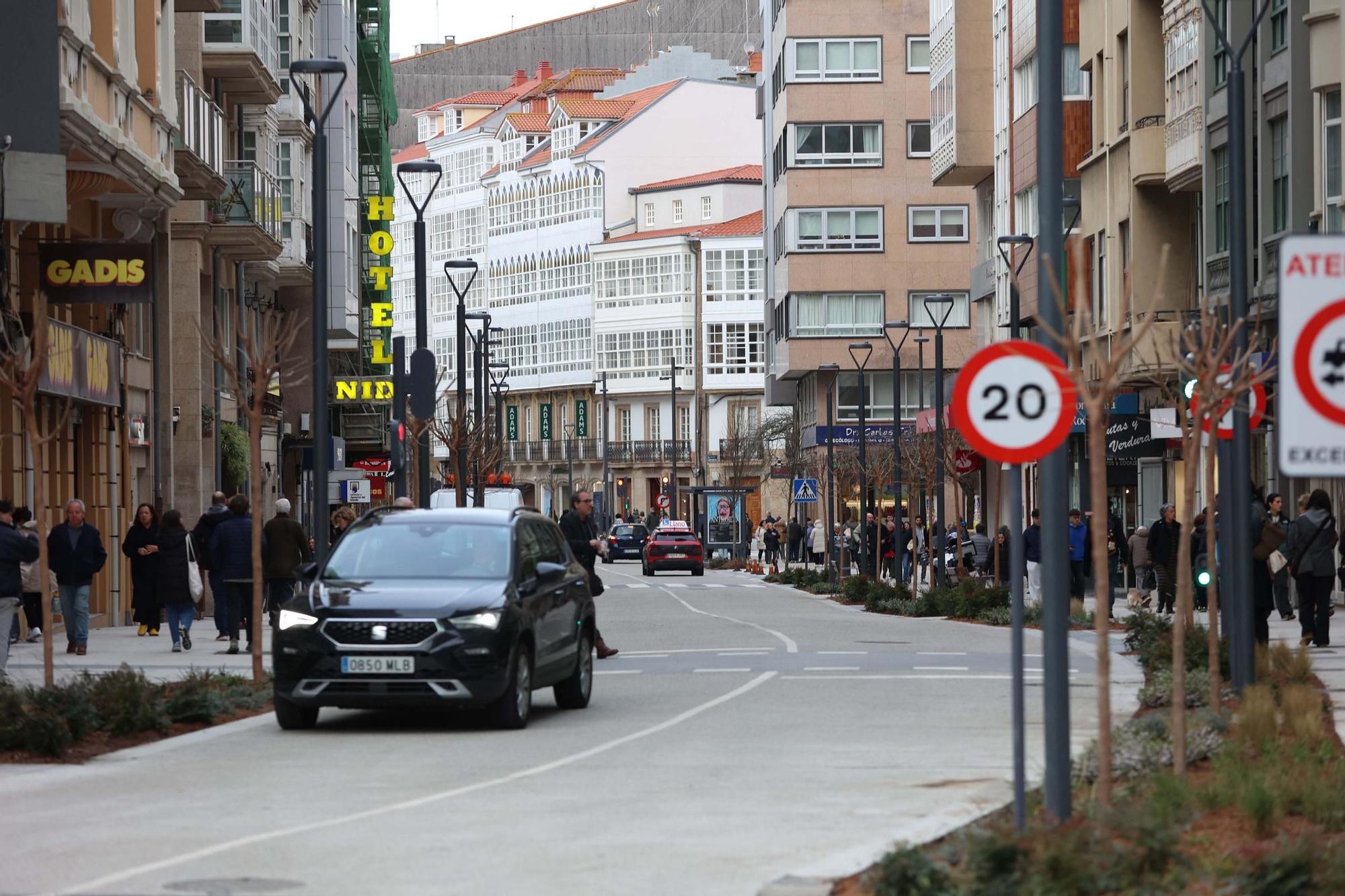 La calle San Andrés reabre al tráfico