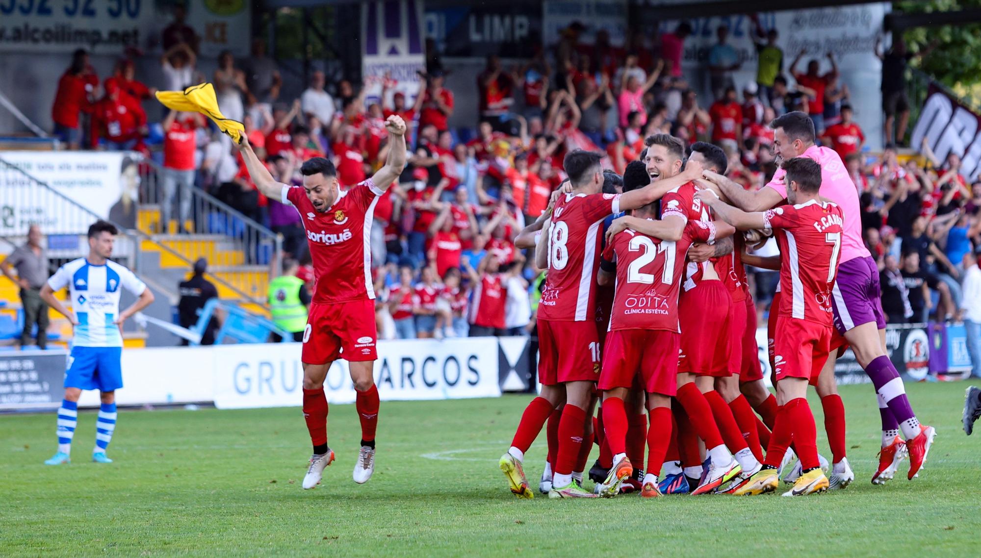 El Alcoyano despide con derrota una gran campaña (0-1)