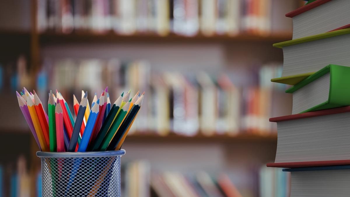 Los hogares madrileños encabezan el gasto medio por alumno en material escolar.