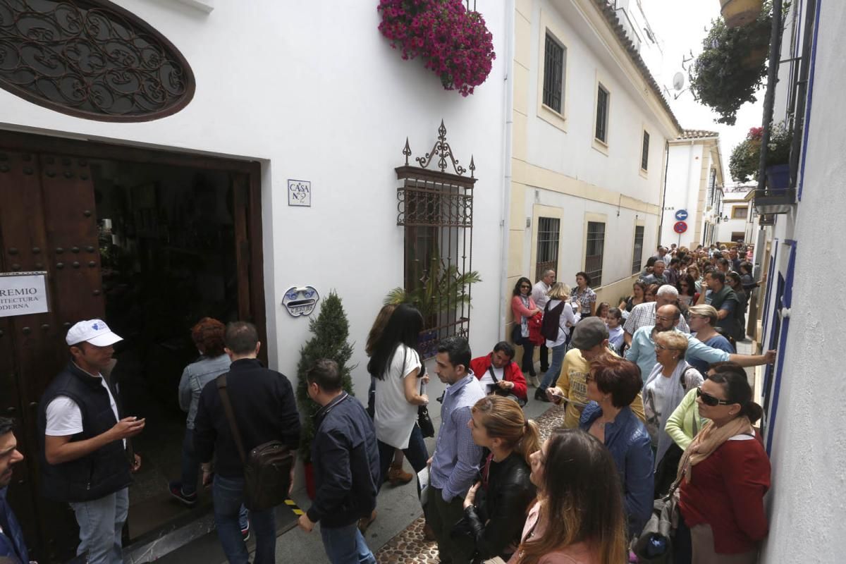 Fotogalería / Una multitud visita los patios el último sábado de la fiesta