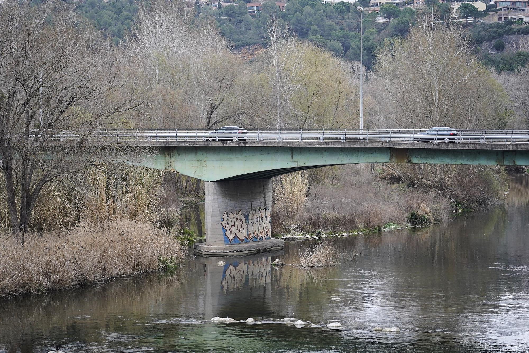 Girona adjudica la construcció del mur entre els ponts de la Barca i de França