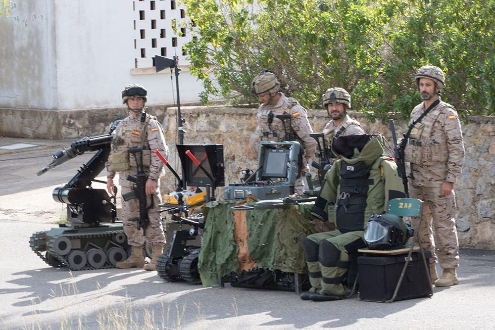 La Infantería de Marina toma Ibiza