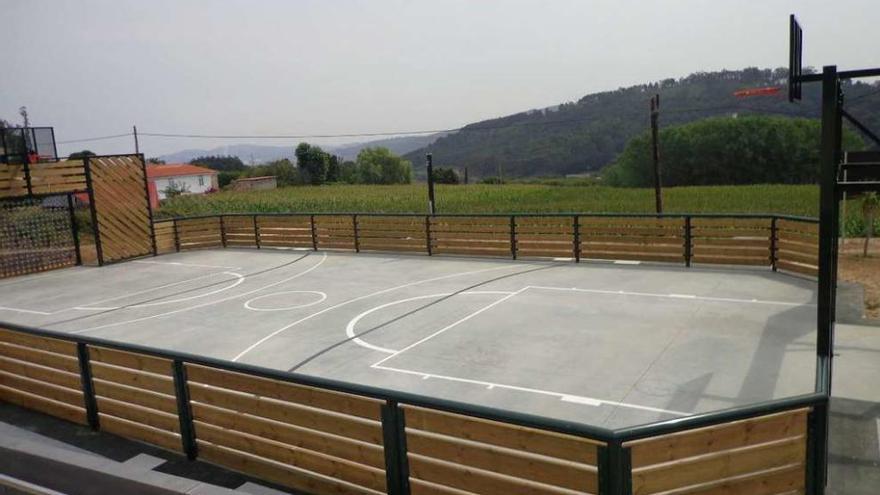 Arteixo abre al público la nueva pista multideporte de Sorrizo