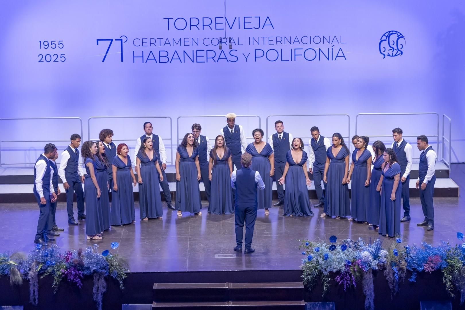 Así fue la clausura del Certamen de Habaneras en Torrevieja
