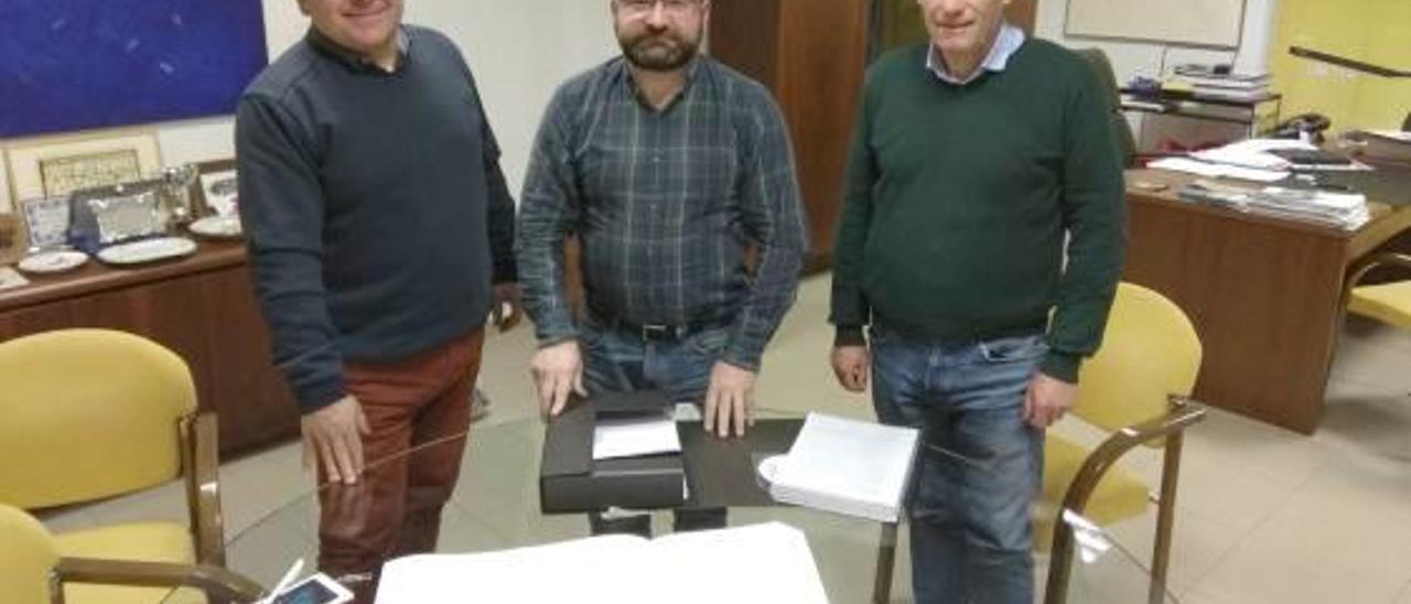 El «triunvirato» de Pep Mascarell, Tomàs Ferrandis y Víctor Escrivà.