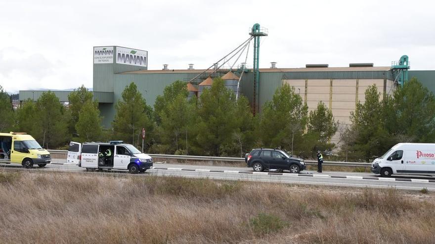 Un hombre sufre un ictus al volante y muere en un accidente de tráfico en Pinoso