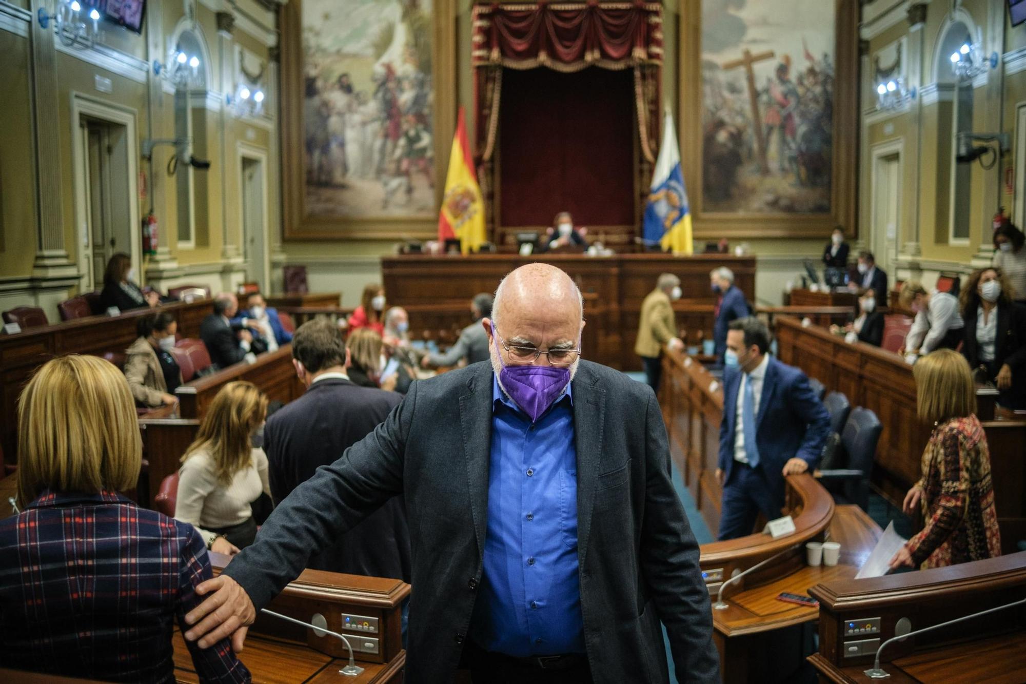 Pleno extraordinario del Parlamento de Canarias (20/01/2022)