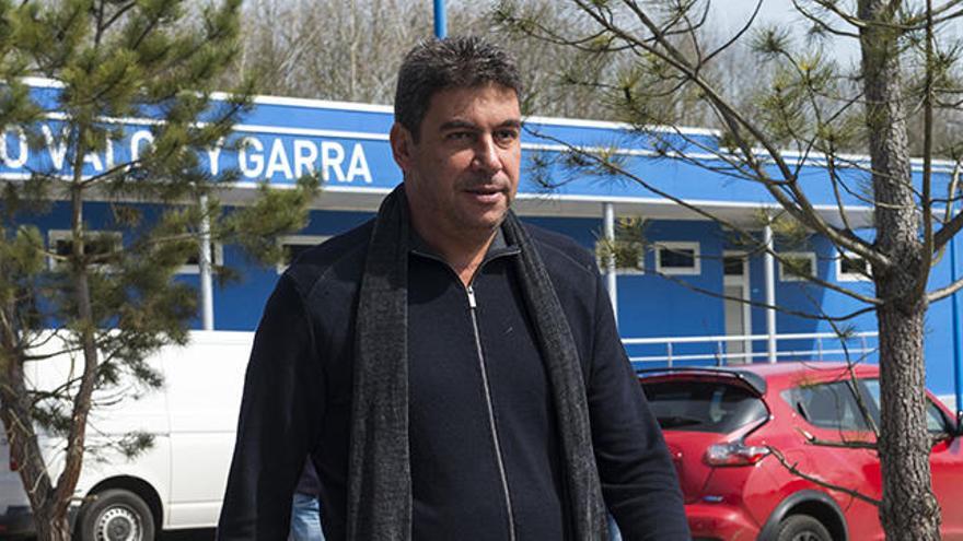 El Oviedo, pendiente de la decisión de México sobre el entrenador