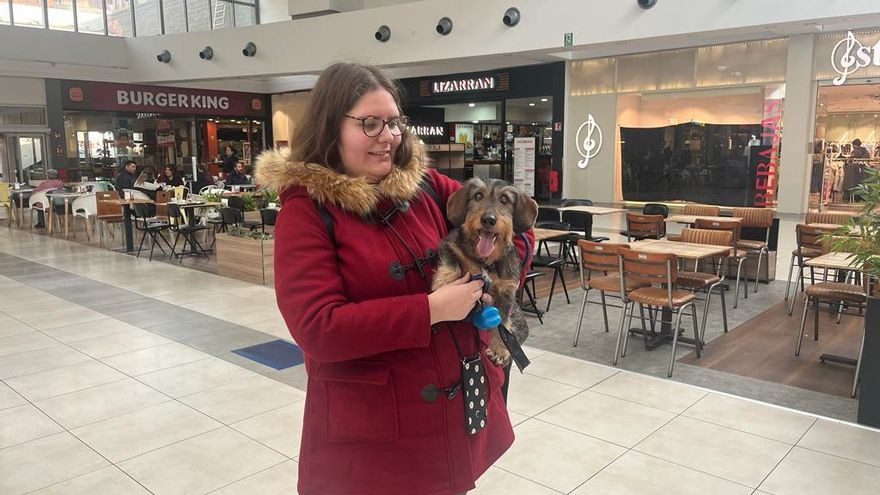 Las mascotas también se van de compras en Cáceres