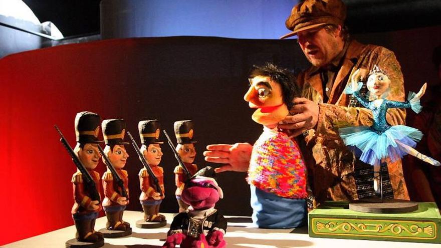 Teatro Arbolé invita a celebrar &#039;Una Navidad de cuento&#039;