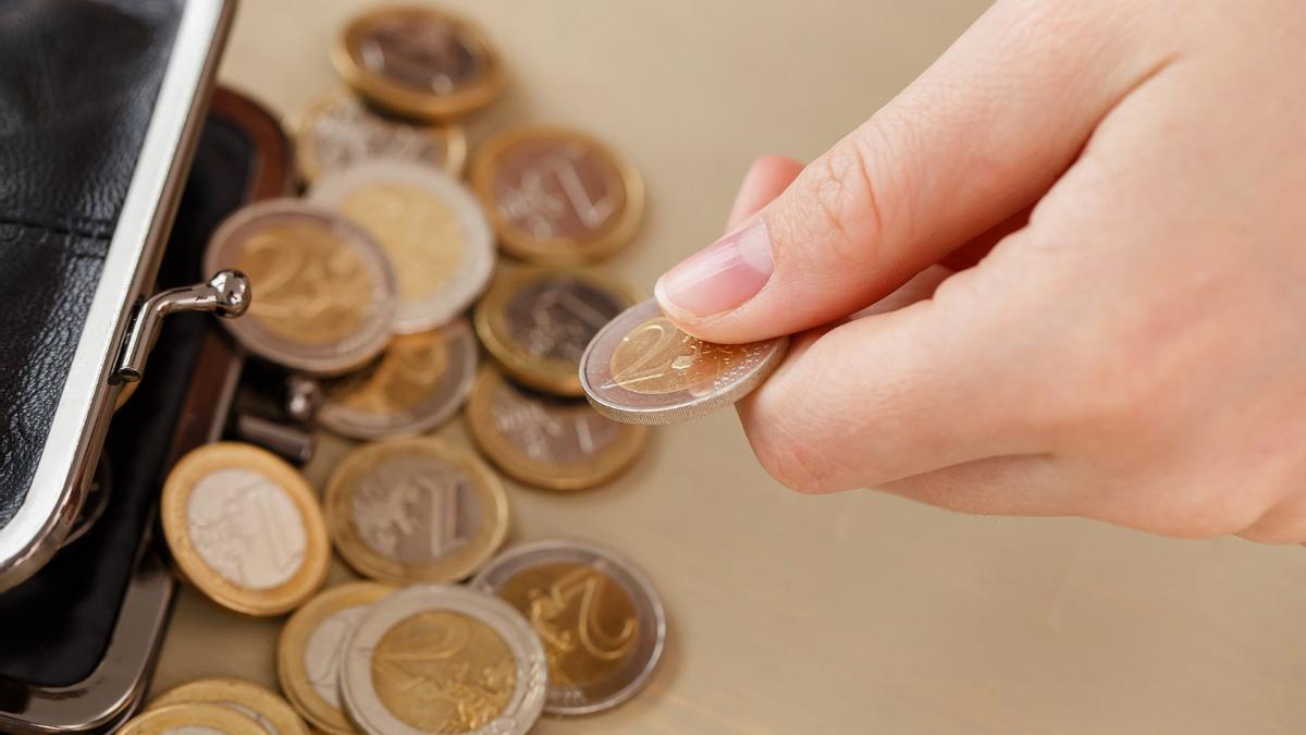 Los pros y los contras de recibir tu salario en negro