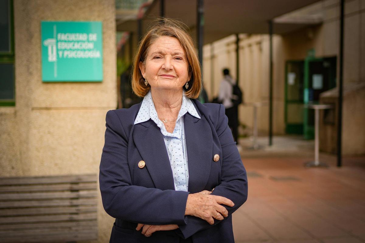 Isabel Cuadrado, la primera decana de la Facultad de Educación de la UEx.