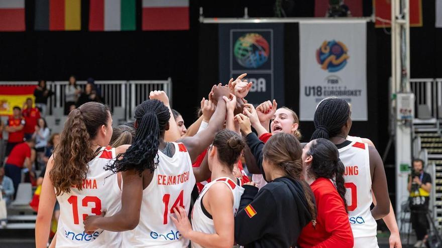 España arrasa a Croacia y ya está en cuartos de final