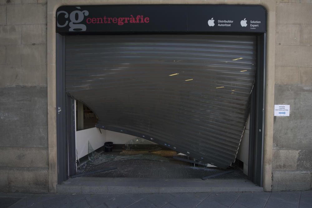 Entren a robar a CentreGràfic, la botiga Apple de Manresa