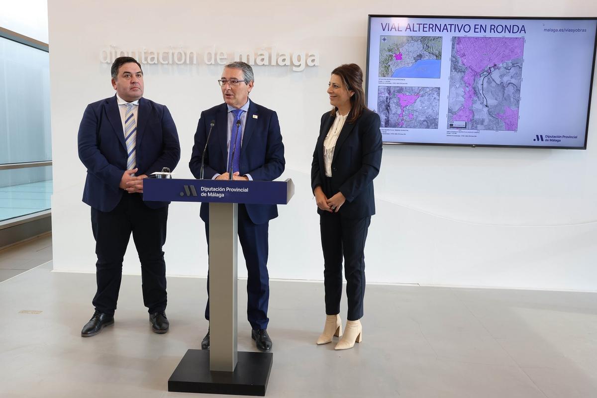 La Diputación de Málaga ha elaborado el documento para cambiar el planeamiento y construir un vial alternativo al puente del tajo de Ronda.