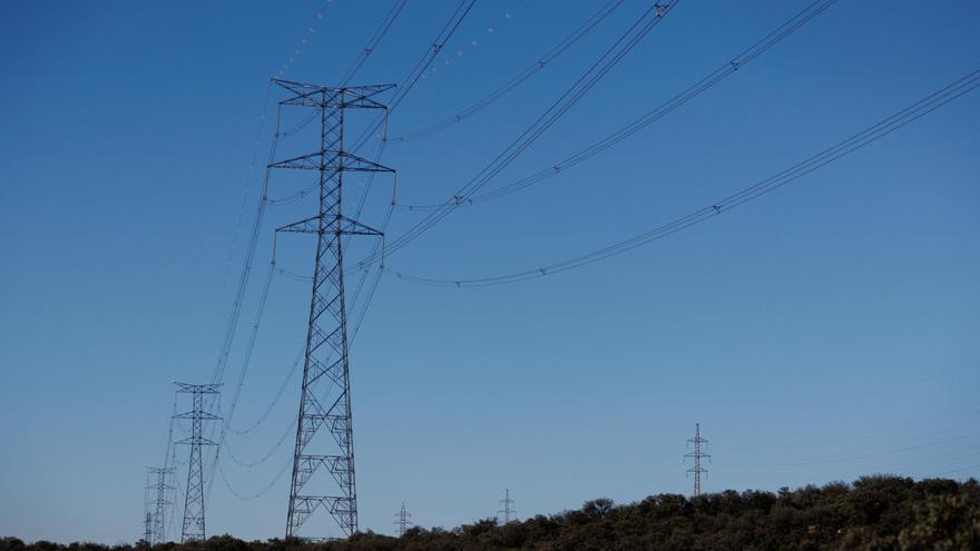 El precio de la luz del jueves 6 de abril: Las horas más baratas para ahorrar