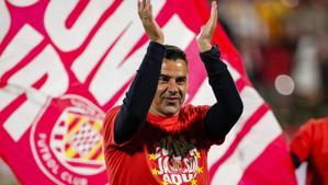 Míchel, en la celebración del Girona tras sellar su presencia en la próxima Champions.