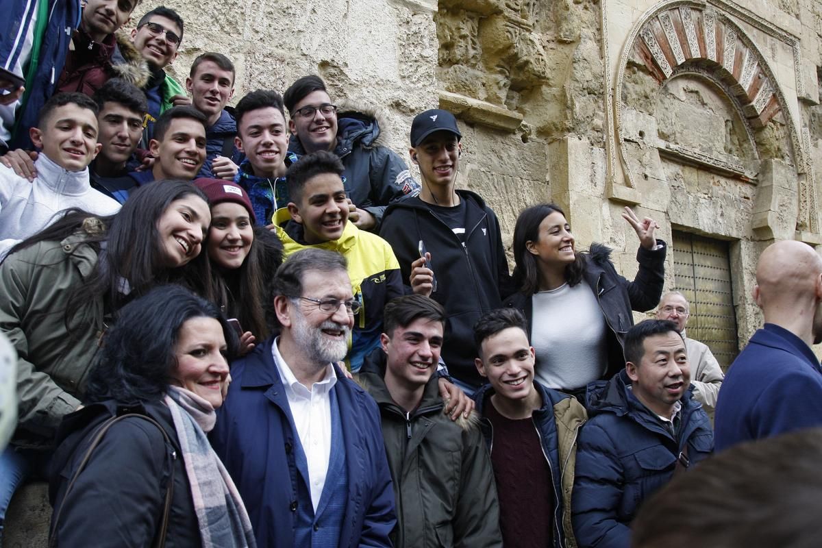 El paseo de Rajoy por el centro histórico de Córdoba