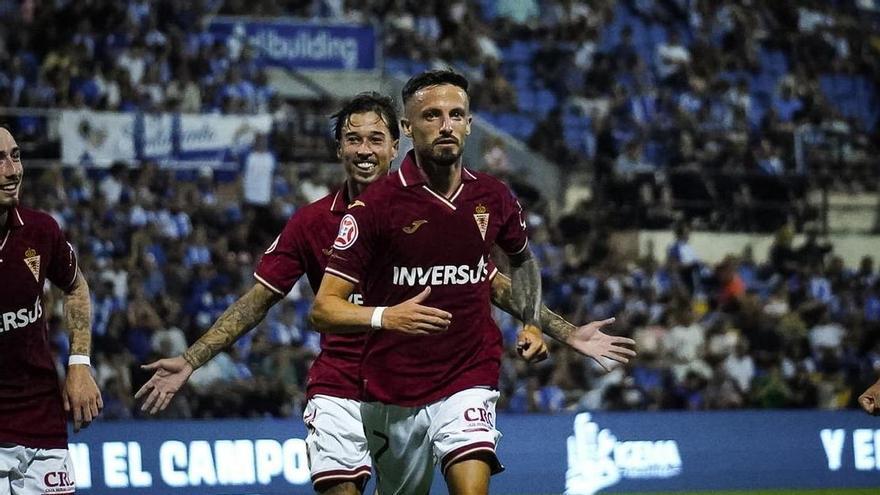 El 'expulsado' Javi Moreno impulsa al Real Murcia a la victoria ante el Hércules
