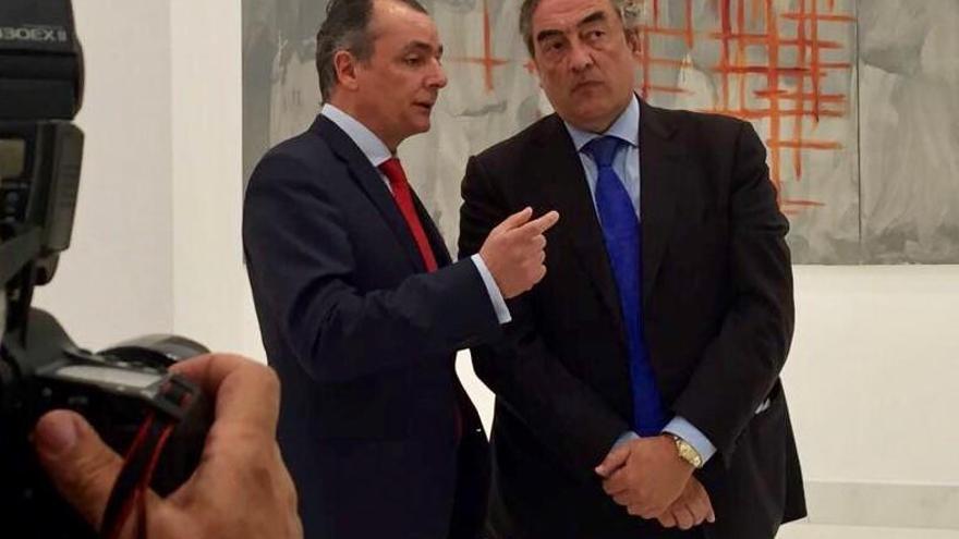 Salvador Navarro y Joan Rosell, antes de la asamblea.