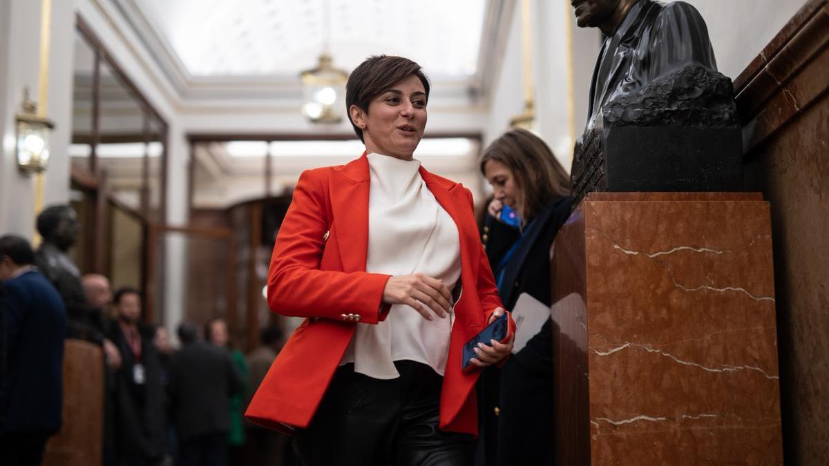 La ministra de Vivienda y Agenda Urbana, Isabel Rodríguez, a su llegada al Congreso de los Diputados.