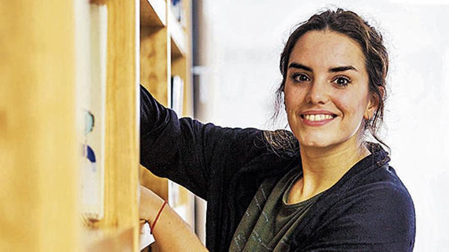 Neus Sànchez, a la seu de l&#039;Institut d&#039;Estudis Eivissencs.