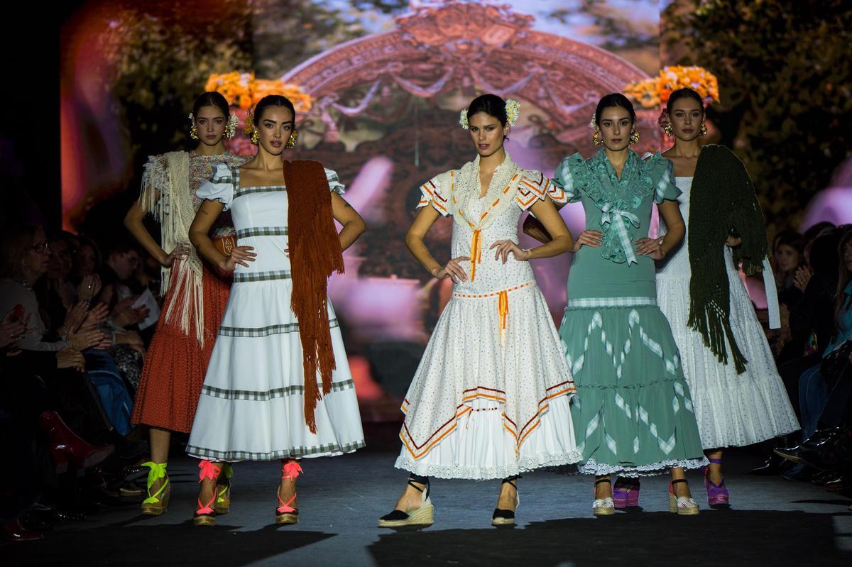 Fotogalería | Desfile de Rocío de Sevilla en We Love Flamenco.