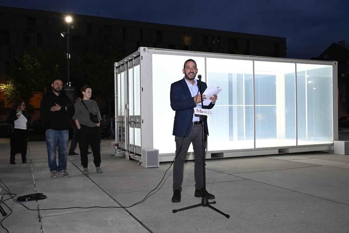 Manuel Ángel Álvarez, inaugurando la obra.