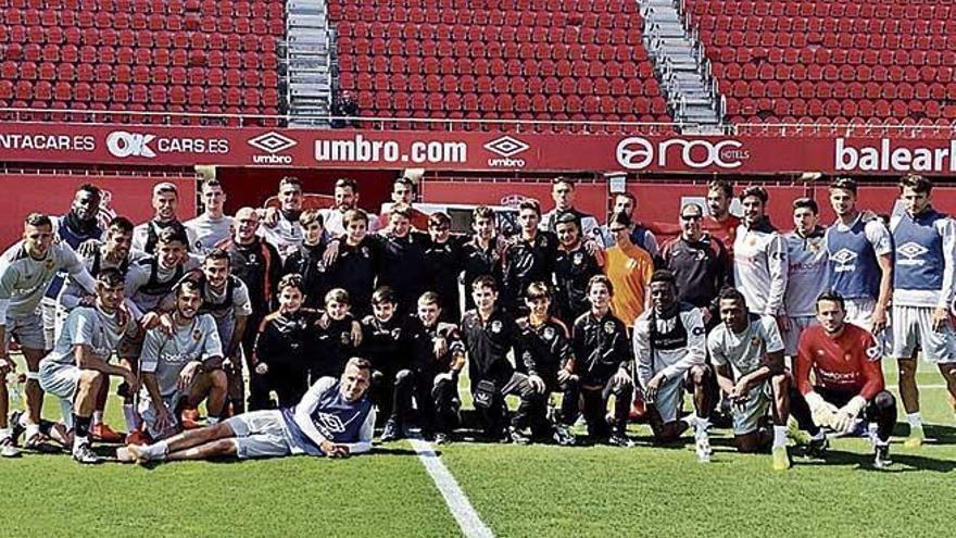 El Mallorca recibió ayer en Son Moix la visita del UE SantJosep de Eivissa.