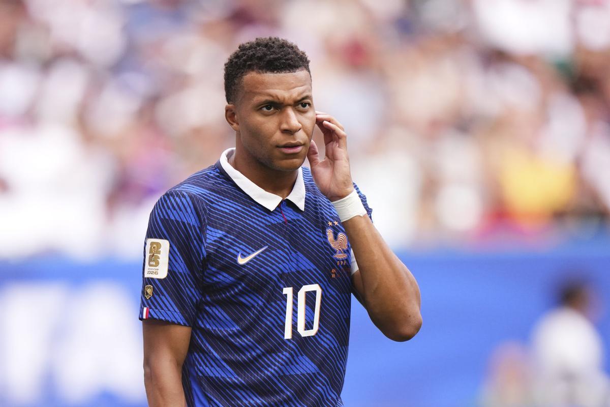 Kylian Mbappe of France looks on during the FIFA World Cup 2026 Bronze Medal Match match between France and England at Miami Stadium on July 18, 2026 in Miami Gardens, United States. AFP7 18/07/2026 ONLY FOR USE IN SPAIN