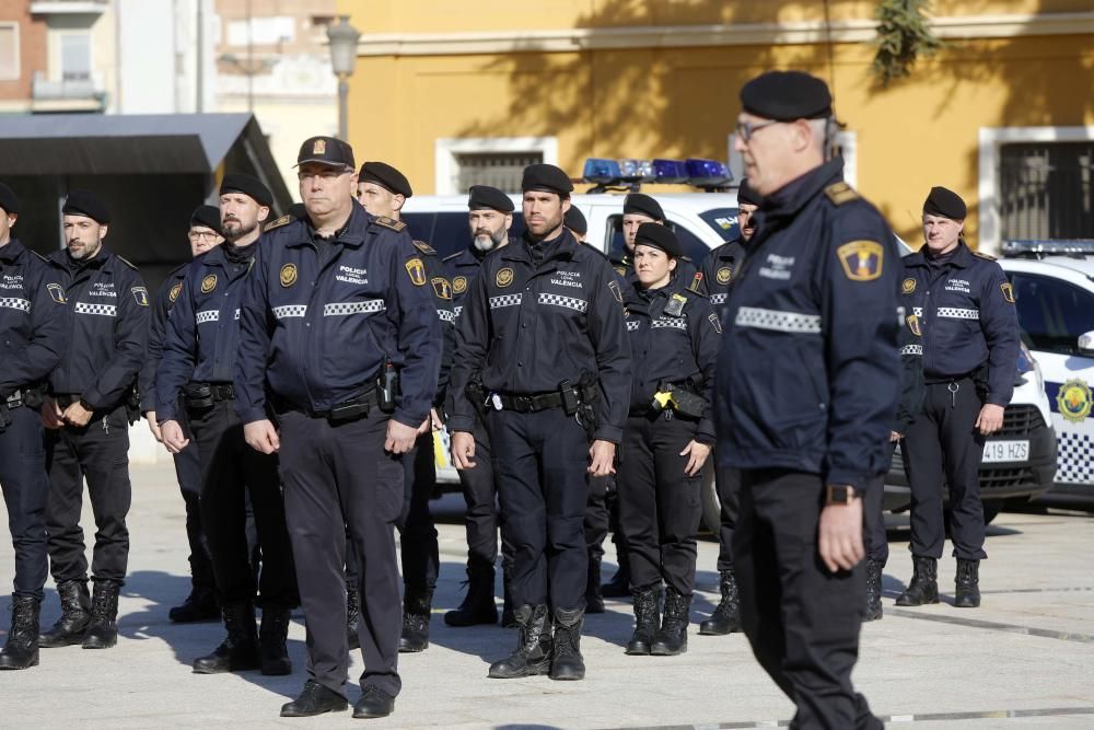Nueva unidad especial de la Policía Local de València contra la venta ilegal