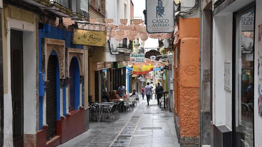 El Casco Antiguo avisa: «Si la gente no viene, la feria de día desaparecerá»