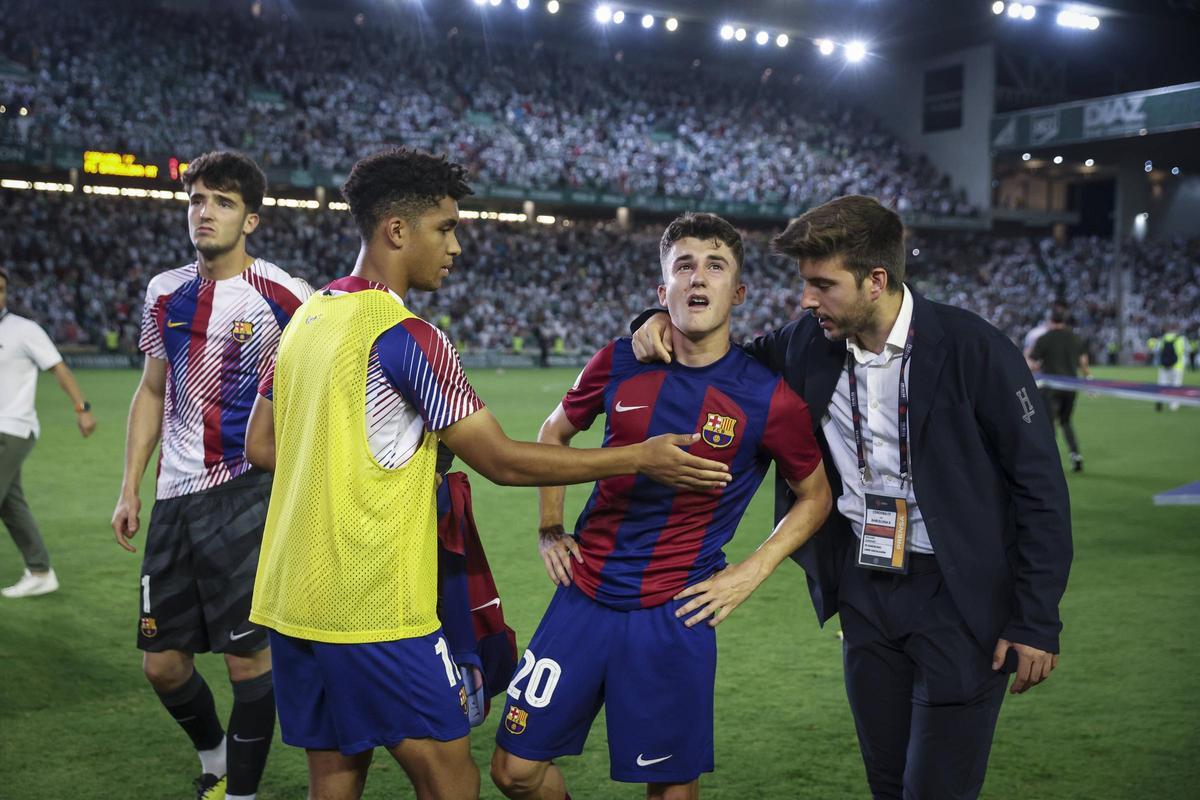 Unai Hernández llora desconsolado tras caer derrotado ante el Córdoba