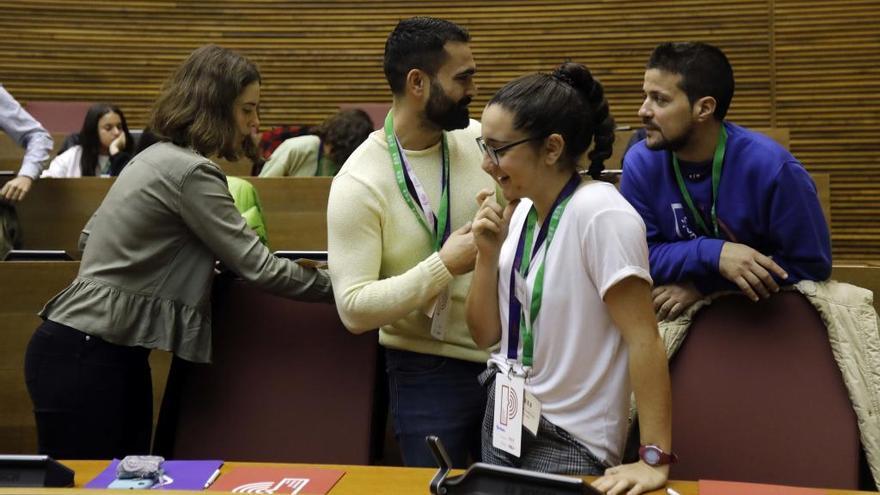 Los jóvenes hablan de sexo en las Corts