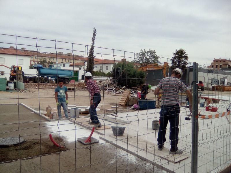 Últimos derribos en el Hospital Provincial.