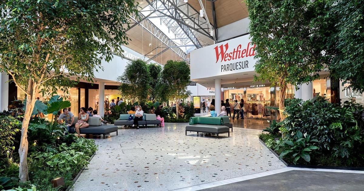 Este es el interior del centro comercial Westflied Parquesur.