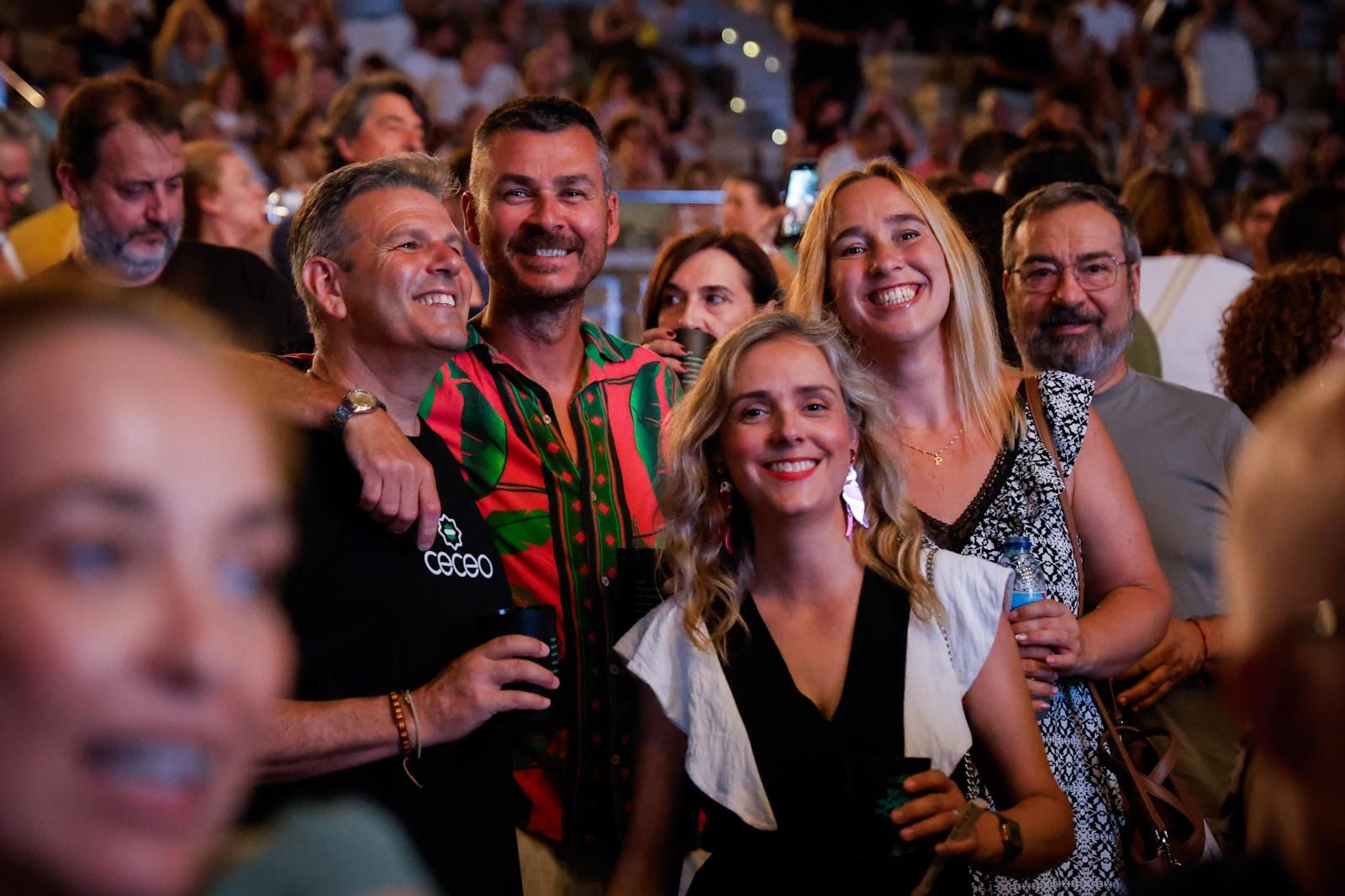 Los No me pises llenan de ritmo y humor el Festival de la Guitarra