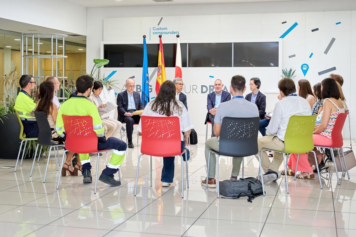 UBE opera desde hace años en entornos internacionales y multiculturales, compartiendo vocación con la universidad de Castellón.