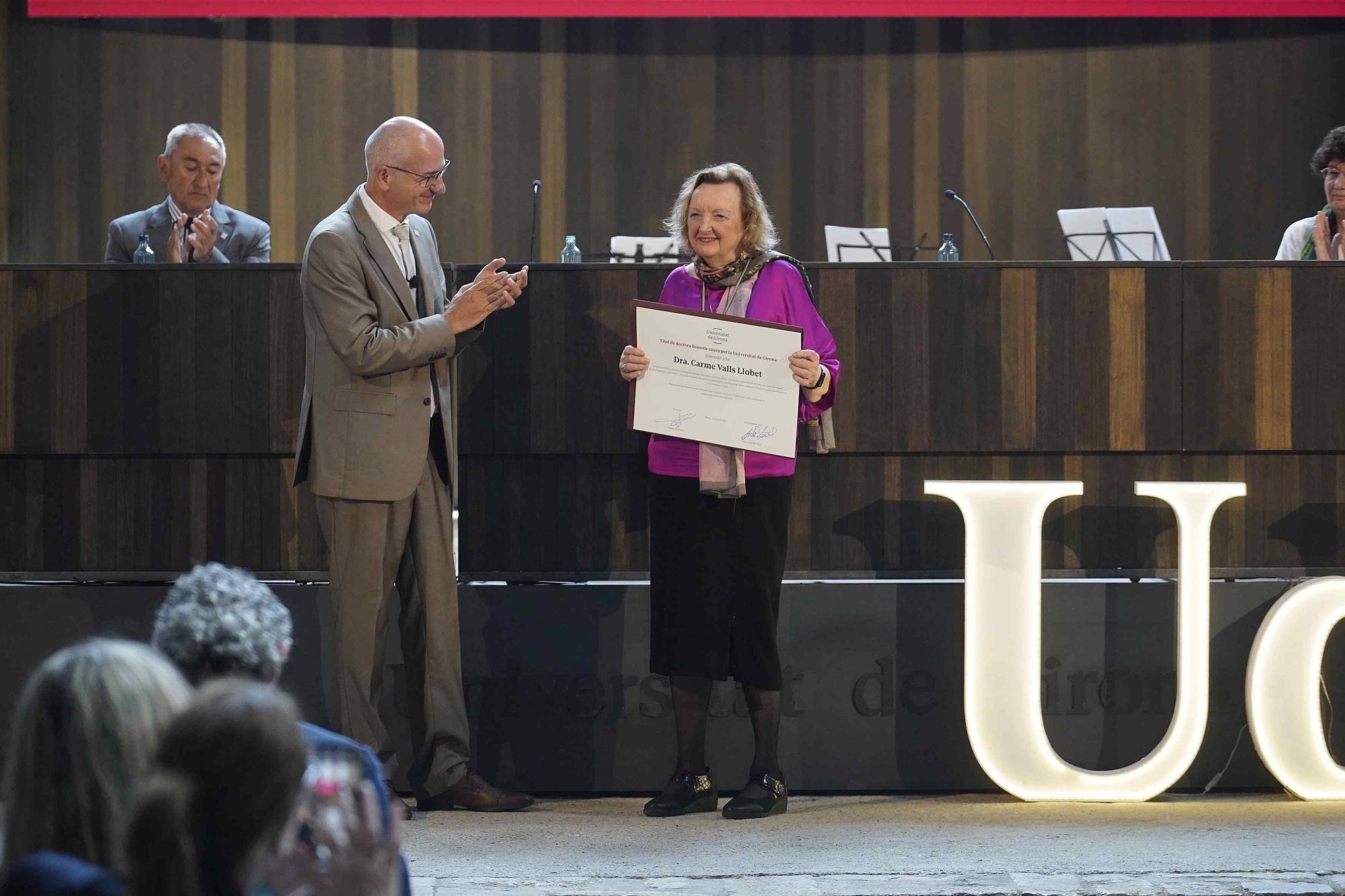 La metgessa Carme Valls Llobet, investida doctora honoris causa per la Universitat de Girona