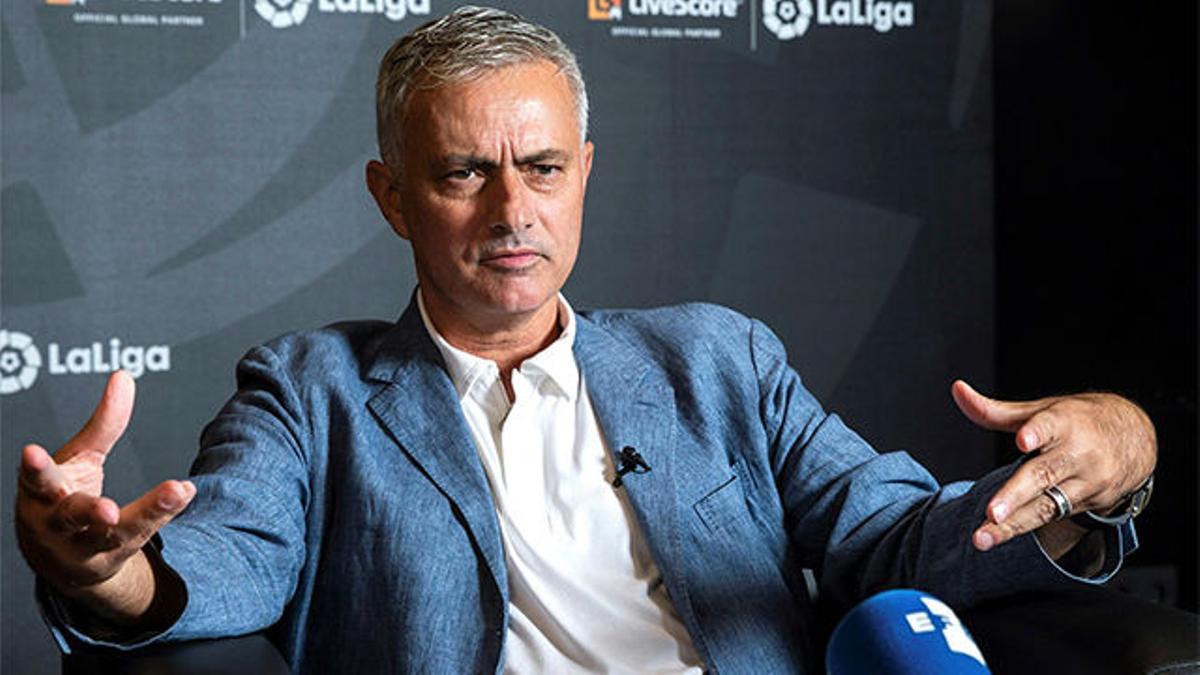 Mourinho: "La Liga es más competitiva, pero no veo a un cuarto equipo con opciones al título"