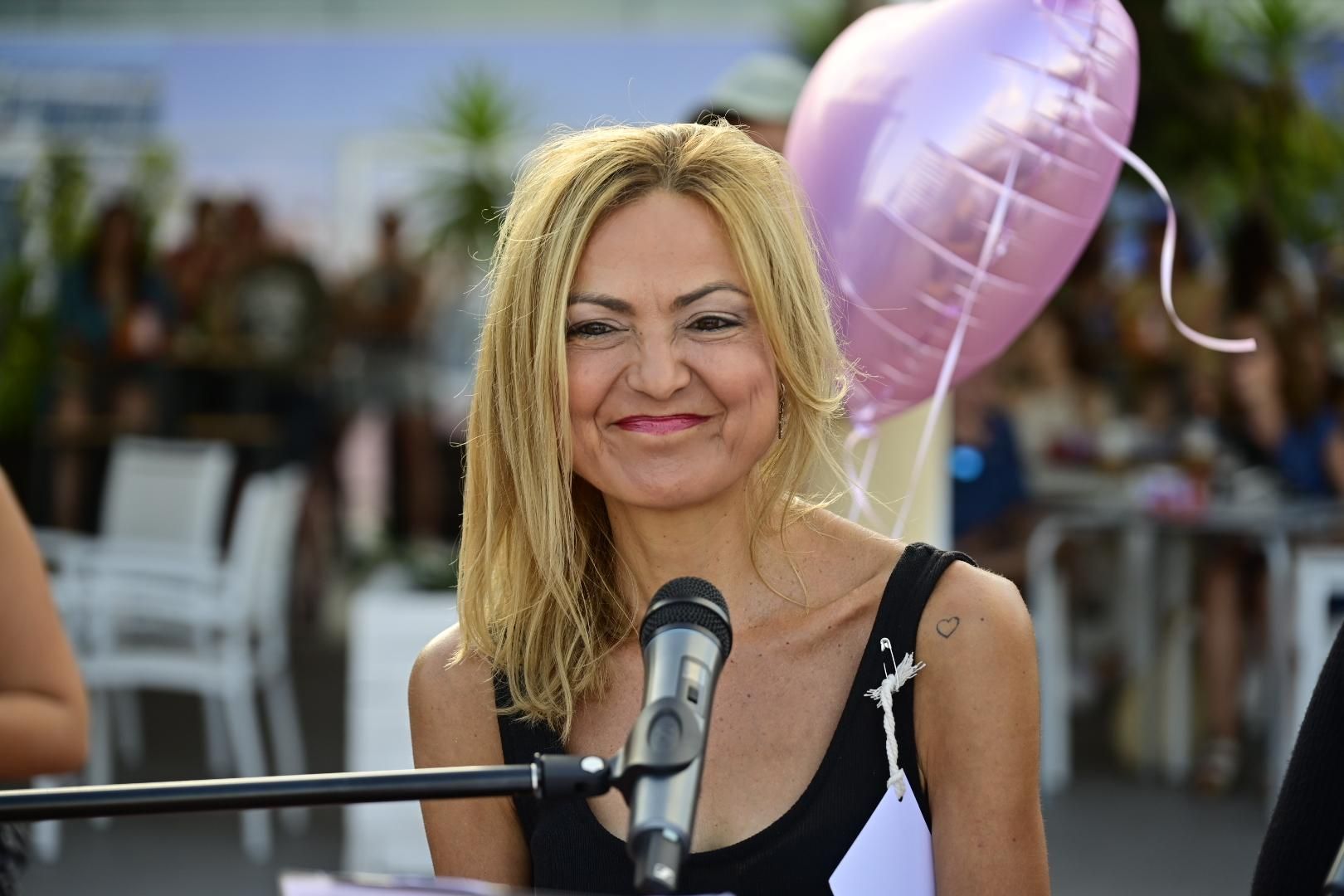 El Moll de Costa se viste de moda con el desfile solidario de Cáritas