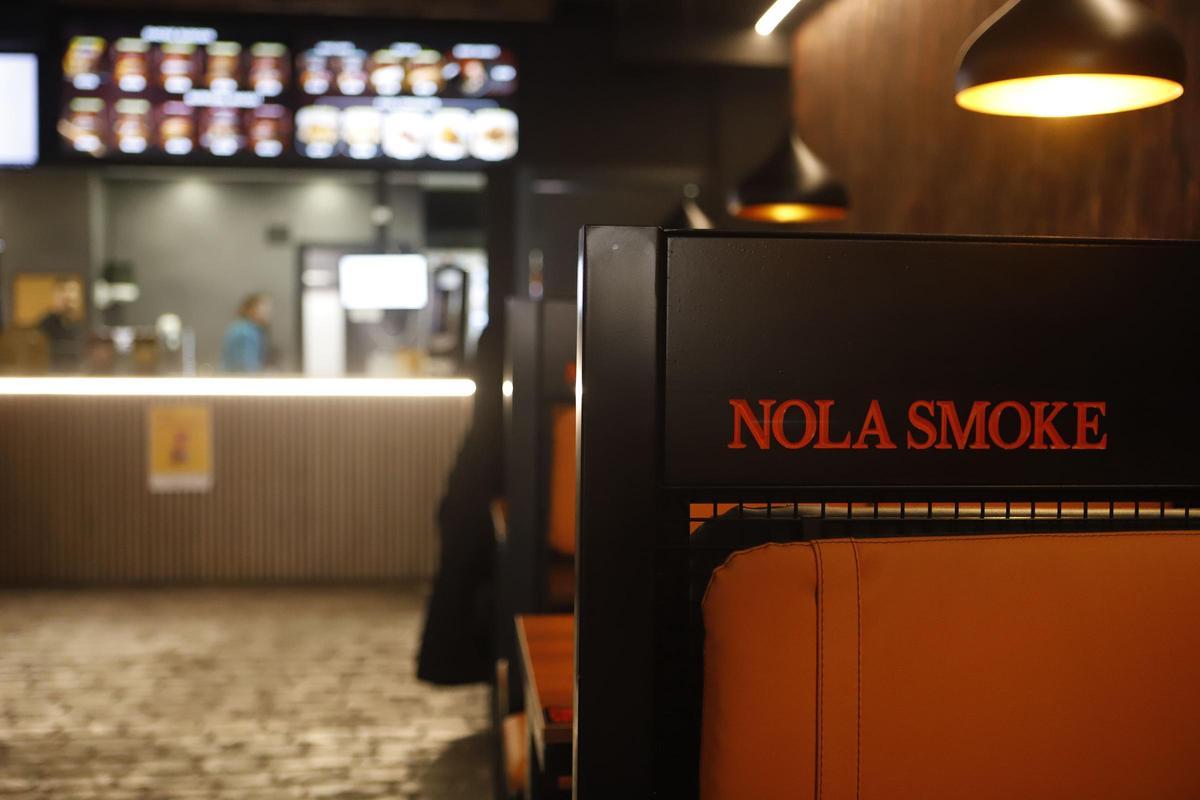 EN IMÁGENES | Nola Smoke competirá en el Campeonato de España de Hamburguesas con su propuesta Emmy Smoke